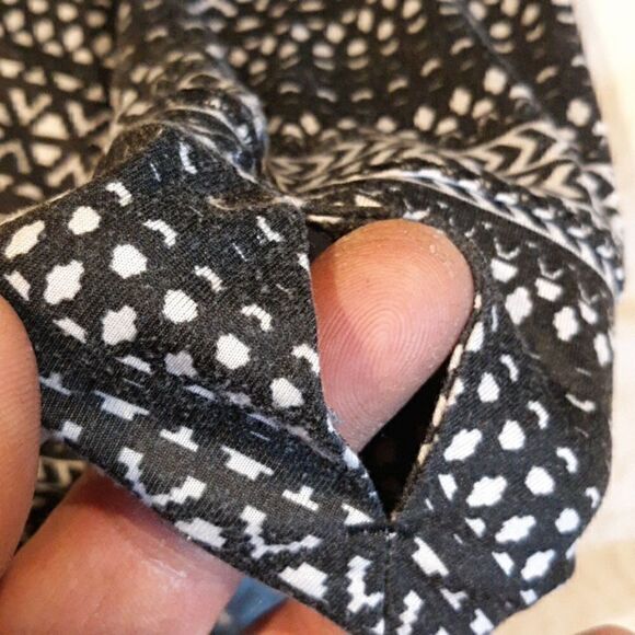 Warm Essentials,  longsleeve top. - Picture 4 of 7